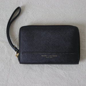 Marc Jacobs Black Bifold Zip Wallet